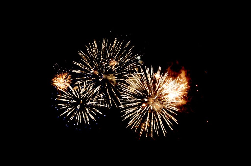 Fiestas más populares de los pueblos granadinos por Grupo Mayfo