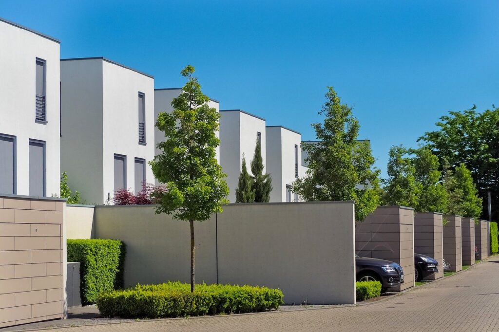 Razones para comprar una vivienda de obra nueva por Grupo Mayfo en la provincia de Granada