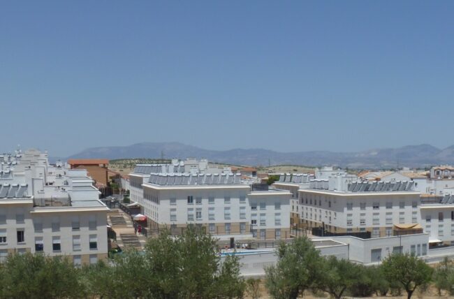 Promoción de viviendas de obra nueva en Las Gabias, Granada, desarrollada por el Grupo Mayfo